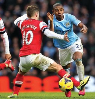 arsenal home 2013 to 14 action2 arsenal home 2013 to 14 action2