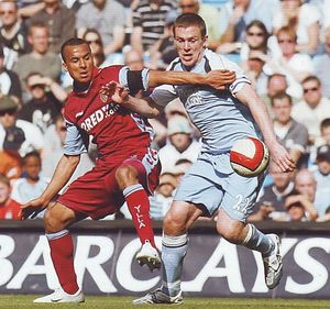 aston villa home 2006 to 07 action