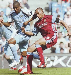 aston villa home 2006 to 07 action3