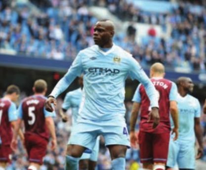 aston villa home 2011 to 12 balotelli goal2