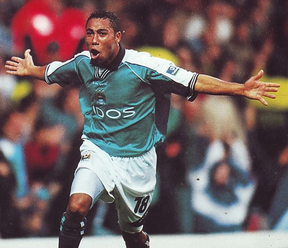 blackburn home 1999 to 00 whitley goal