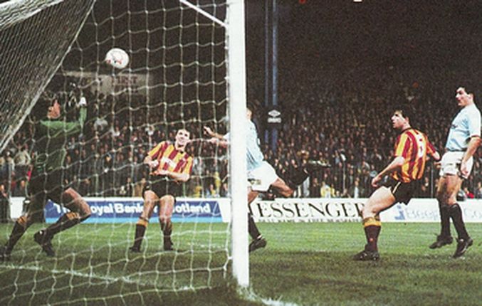 bradford home 1988 to 89 moulden goal