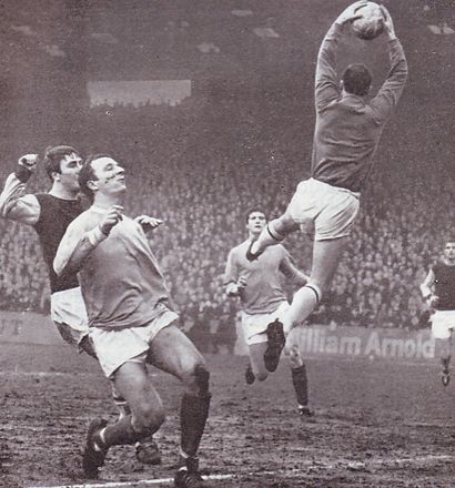 burnley home 1966 to 67 action