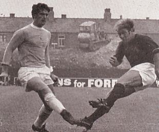 burnley home 1970-71 action burnley home 1970-71 action