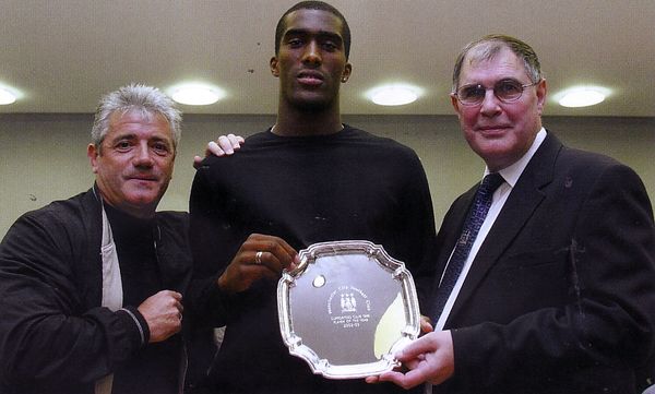 distin player of the year 2002 to 03