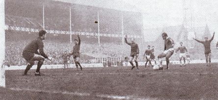 everton away 1967 to 68 hunt everton goa