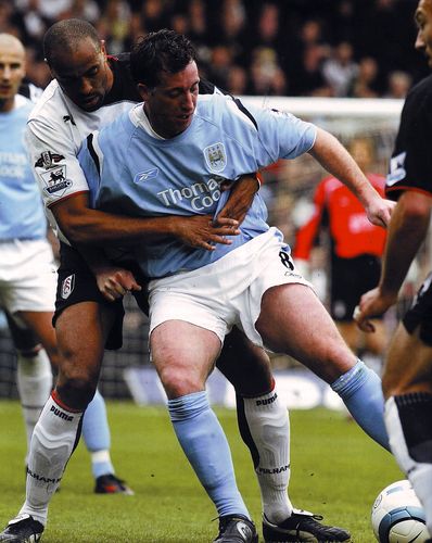 fulham away 2004 to 05 action