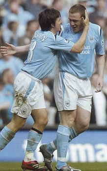 fulham home 2005 to 06 dunne goal fulham home 2005 to 06 dunne goal