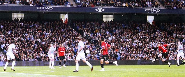 fulham home carling cup 2009 to 10 GERA GOAL