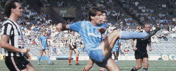 grimsby home 1984 to 85 smith goal grimsby home 1984 to 85 smith goal