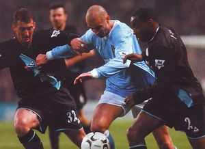 leicester home 2003 to 04 action4