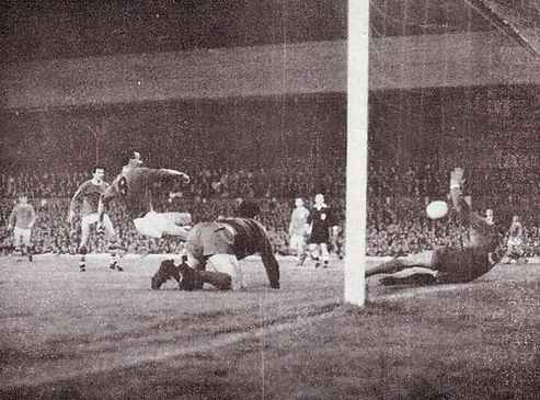 liverpool away 1966 to 67 murray goal