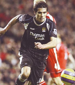 liverpool away 2006 to 07 action5