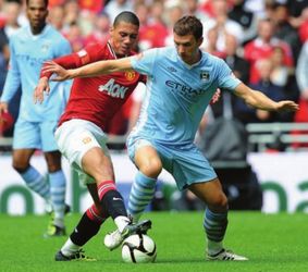 man united charity shield 2011 to 2012 action2