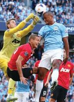 man united home 2013 to 14 action2