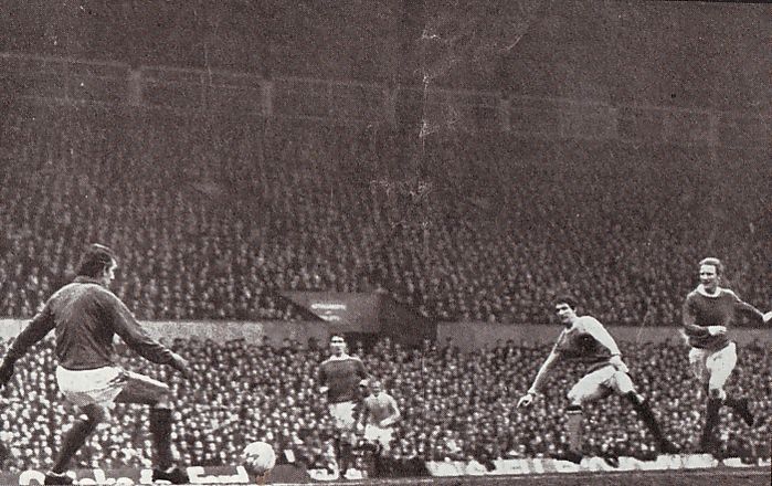 man utd away 1969-70 doyle 2nd goala man utd away 1969-70 doyle 2nd goala