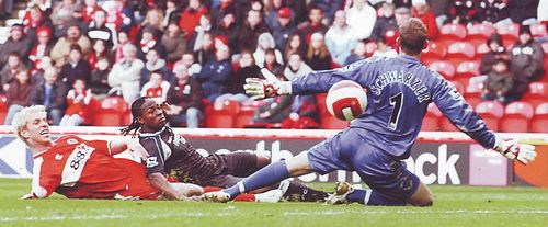 middlesbrough away 2006 to 07 mpenza goal