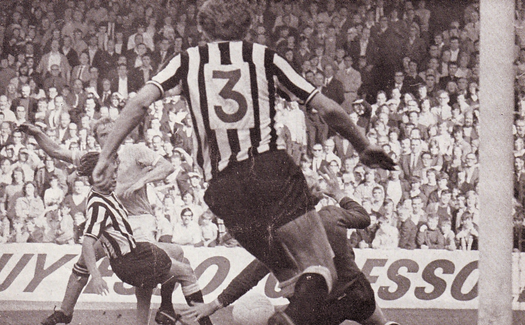 newcastle home 1971-72 lee goal newcastle home 1971-72 lee goal