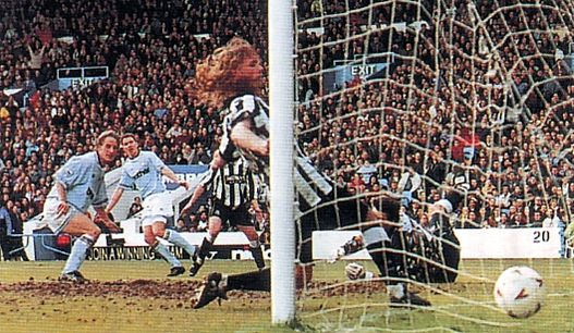 newcastle home 1993 to 94 brightwell goal