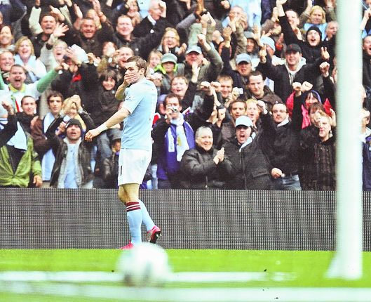 newcastle home 2010 to 11 johnson goal