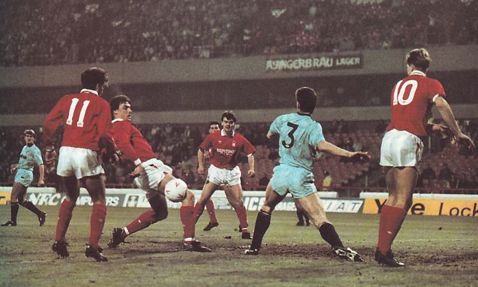 notts forest away zenith 1989 to 90 action