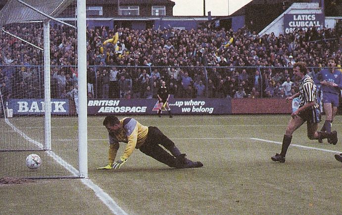 oldham away 1988 to 89 megson goal