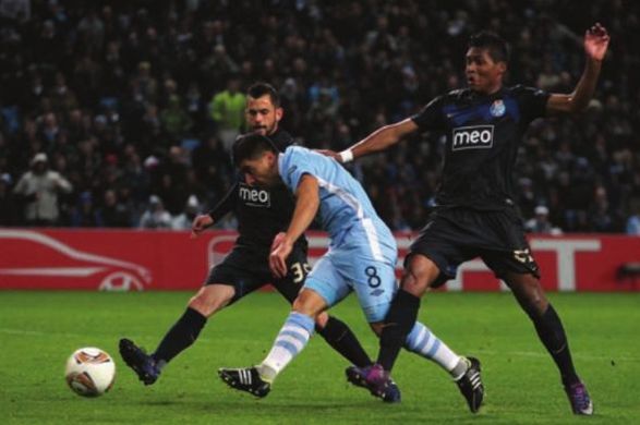 porto home 2011 to 12 pizzaro goal porto home 2011 to 12 pizzaro goal