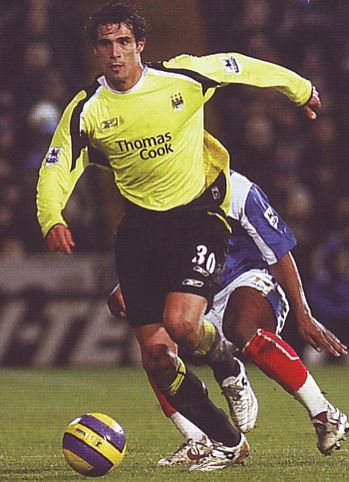 portsmouth away 2006 to 07 action