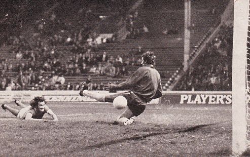 rochdale home league cup 1972 to 73 marsh citys 2nd goal