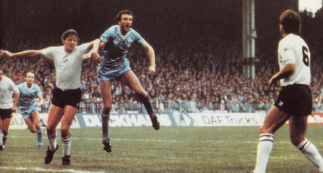 swansea home 1982 to 83 action swansea home 1982 to 83 action