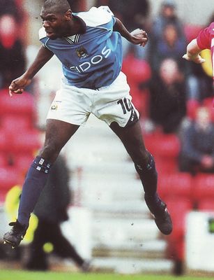 swindon away 1999 to 00 goater goal