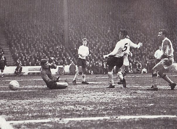 tottenham home fa cup 1968 to 69 lee goal