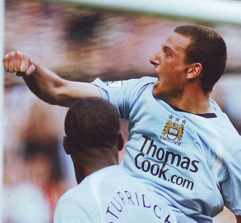 WHU HOME 2008 TO 09 ELANO CELEB WHU HOME 2008 TO 09 ELANO CELEB