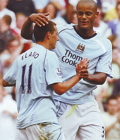 WHU home 2008 to 09 elano celeb2 WHU home 2008 to 09 elano celeb2