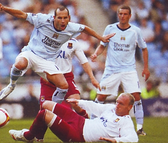 whu home 2008 to 09 action whu home 2008 to 09 action