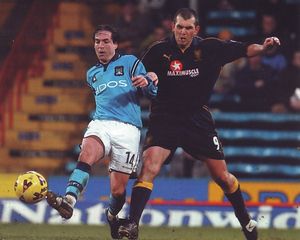 wimbledon away 2001 to 02 action