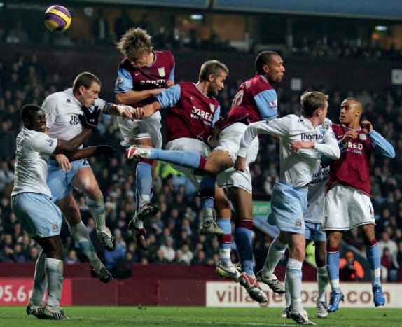 Aston villa away 2007 to 08 action 7