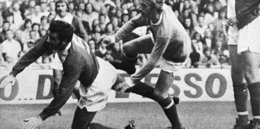 birmingham home 1973 to 74 law 1st goal3