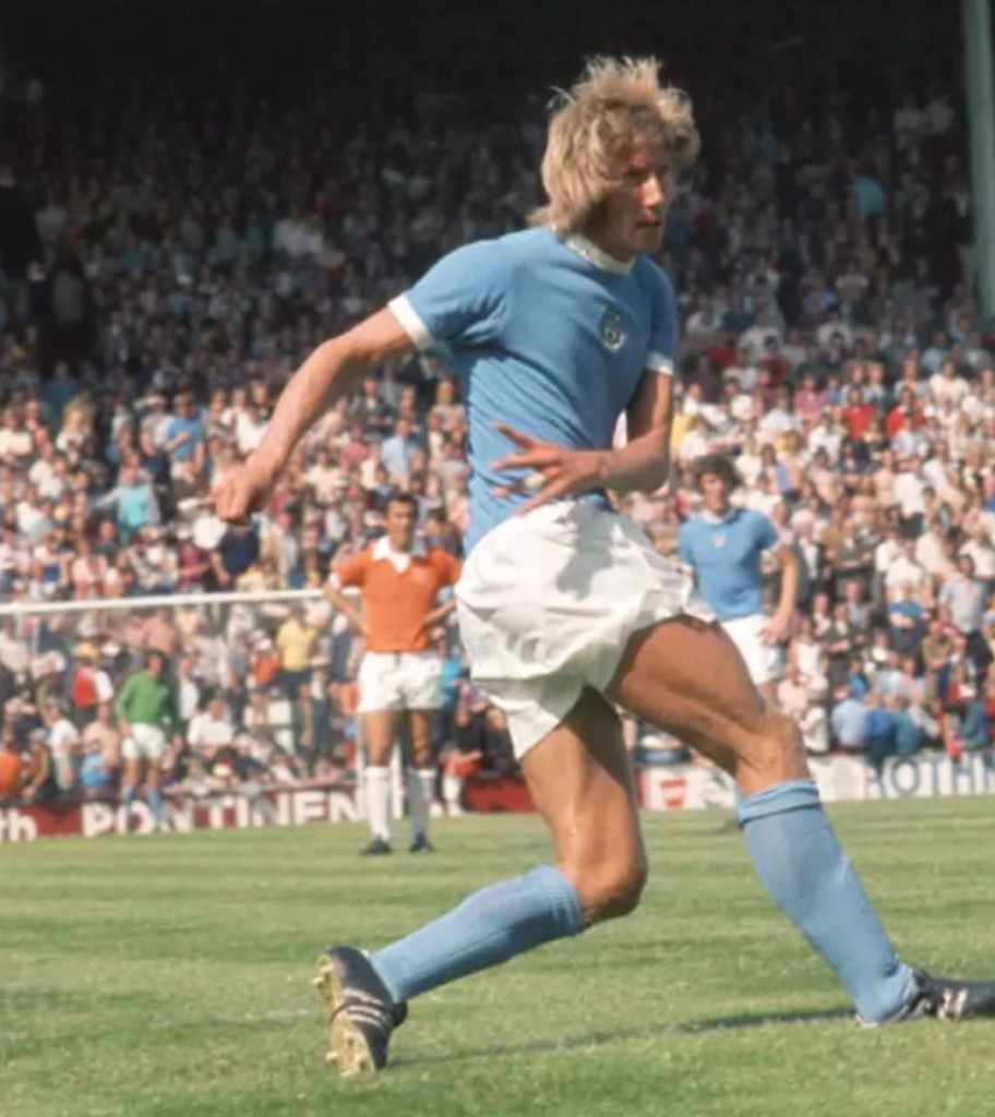 blackpool texaco cup 1974 to 75 bell