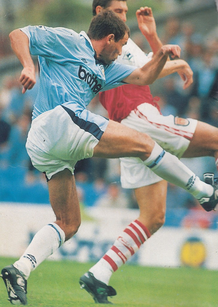 arsenal home 1995 to 96 action8