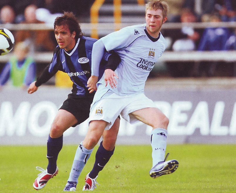 eb streymur away 2008 to 09 action3