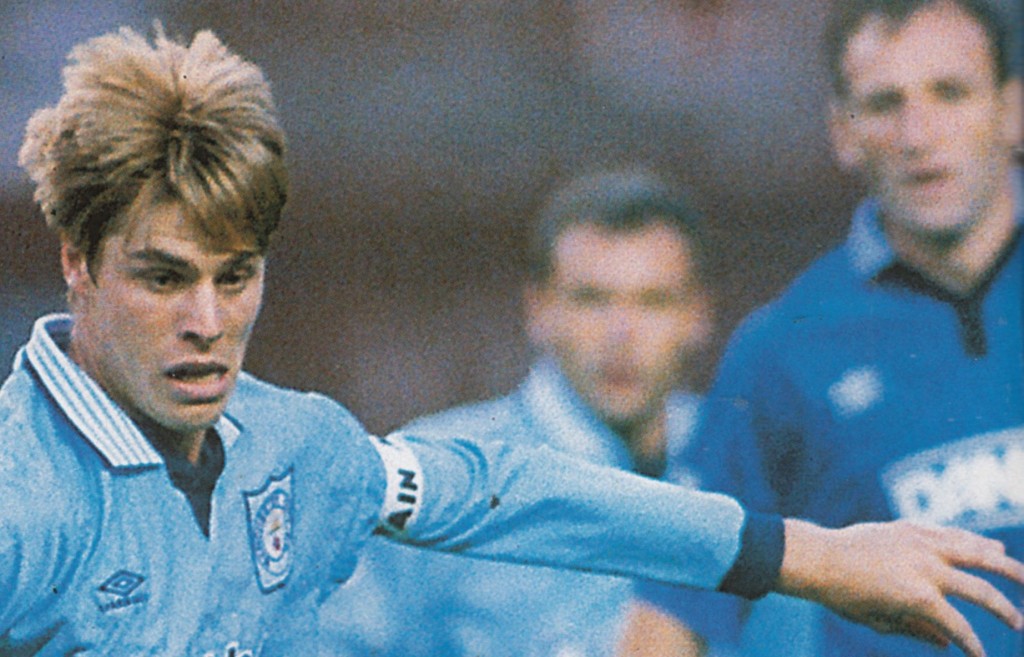 everton home 1995 to 96 action4