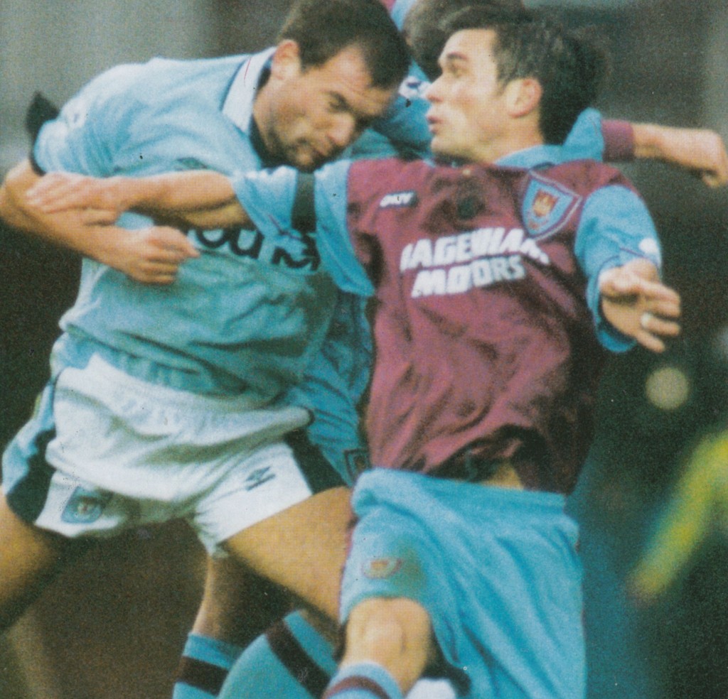 west ham home 1995 to 96 action5