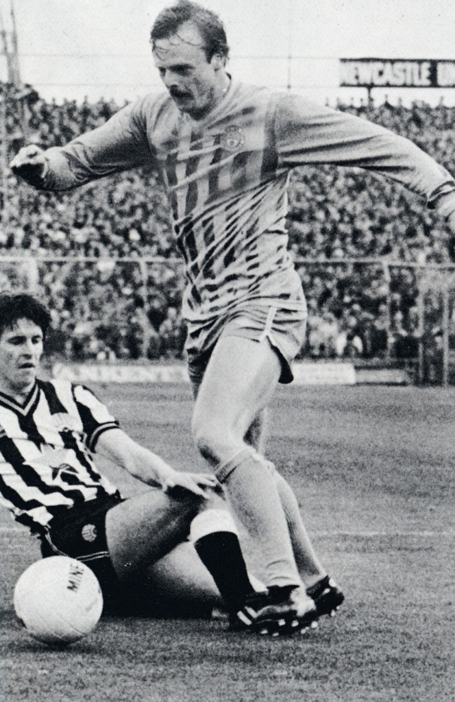fulham away 1983 to 84 action2