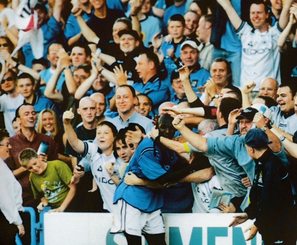 crewe home 2001 to 02 goater goal celeb