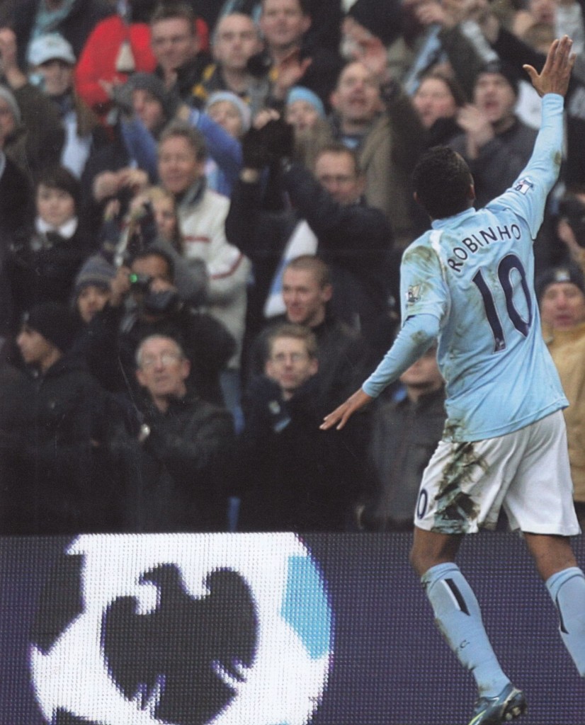 Hull home 2008 to 09 robinho