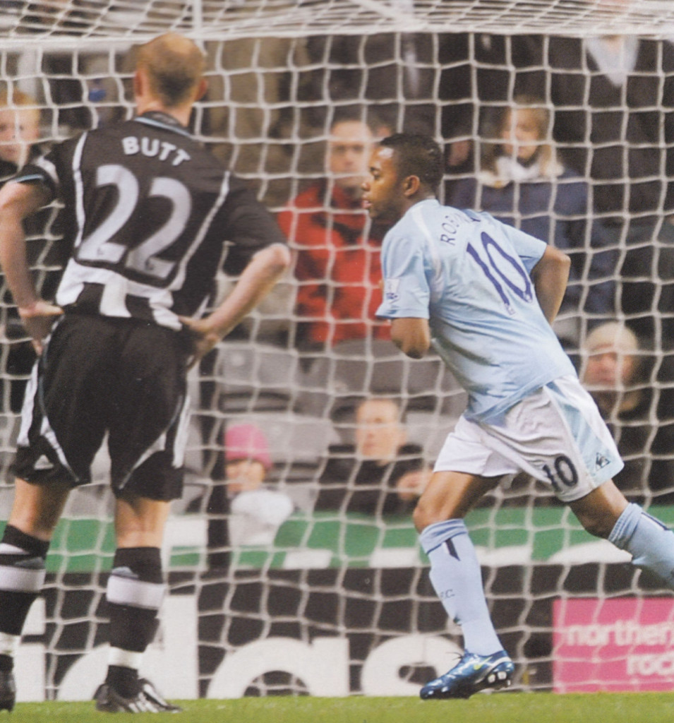 Newcastle away 2008 to 09 robinho goal