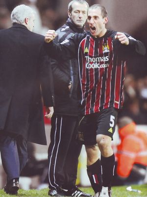 blackburn away 2008 to 09end game celeb