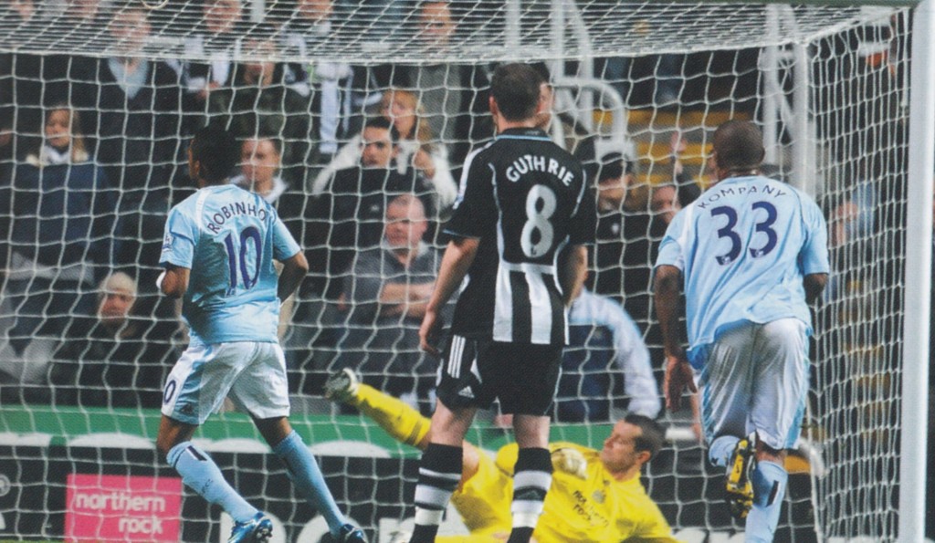 newcastle away 2008 to 09 robhino pen7