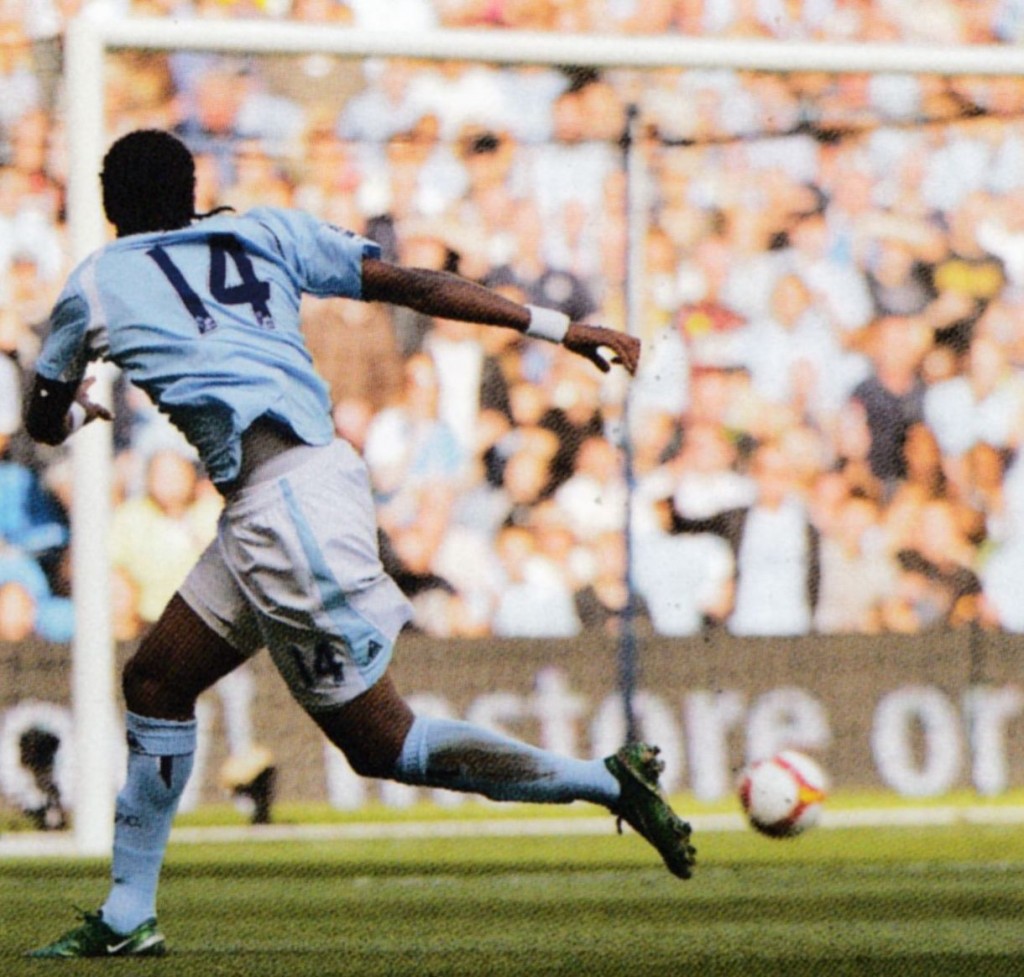 portsmouth home 2008 to 09 jo goal 1 nil 76